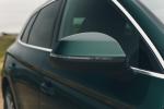 Audi Q5 55 TFSI e Quattro S-Line 2019 года (UK)
